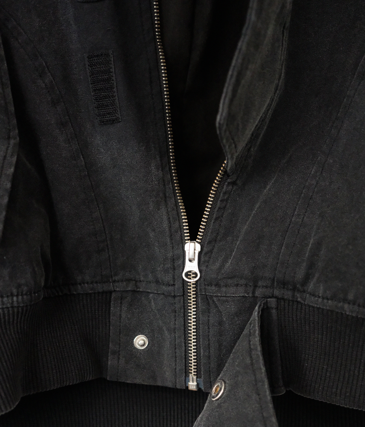 "Hiders" Black