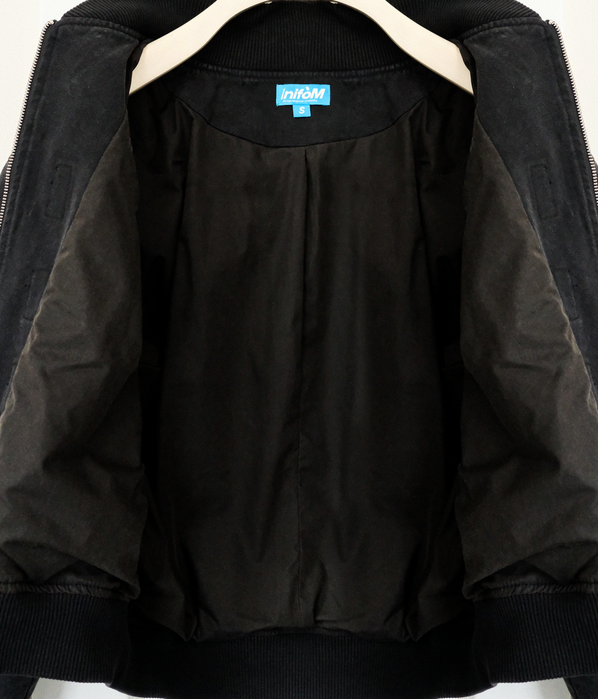 "Hiders" Black